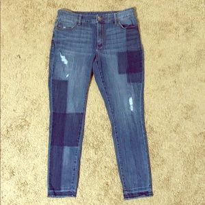 Distressed cuffed or uncuffed capris